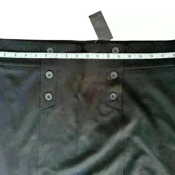 Black Skirt - Picture 2 of 5